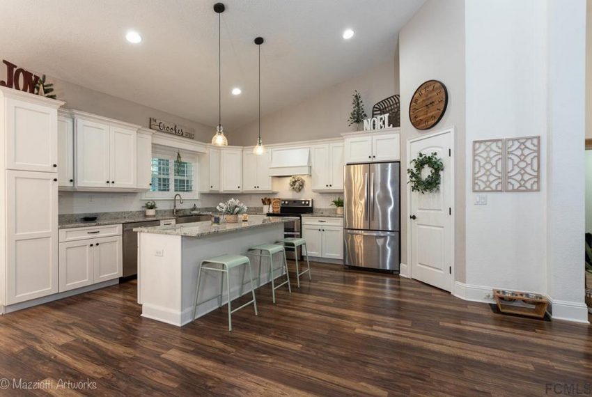506 Emerald Dr 012
